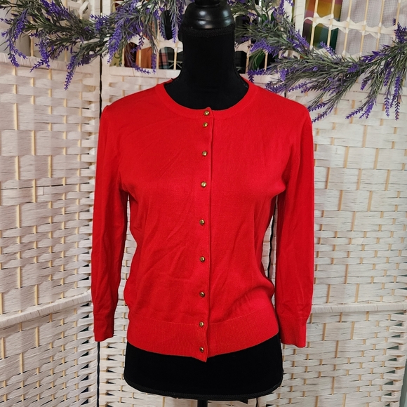 🧨 Cable & Gauge Cherry Red Gold Button Cardigan - Picture 3 of 7